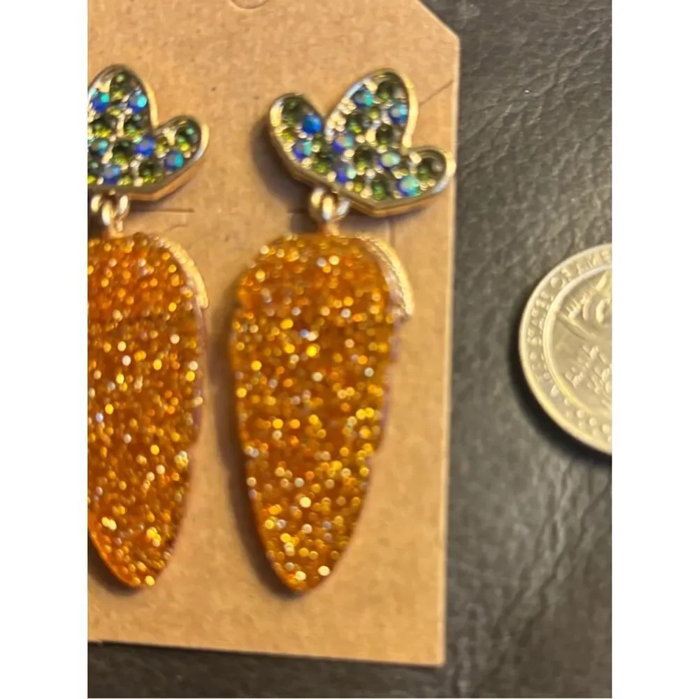 New Easter Gold-Tone Orange Carrot Drop Earrings with Green Crystal Tops